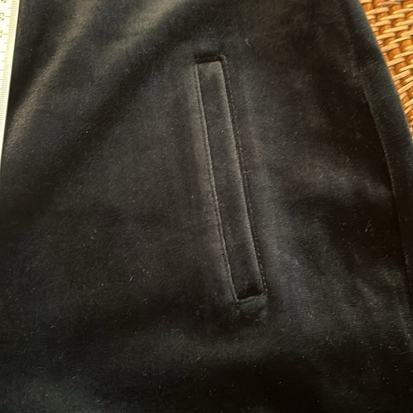 Chico’s Velvet Pull On Pants EEEUC - Picture 8 of 11